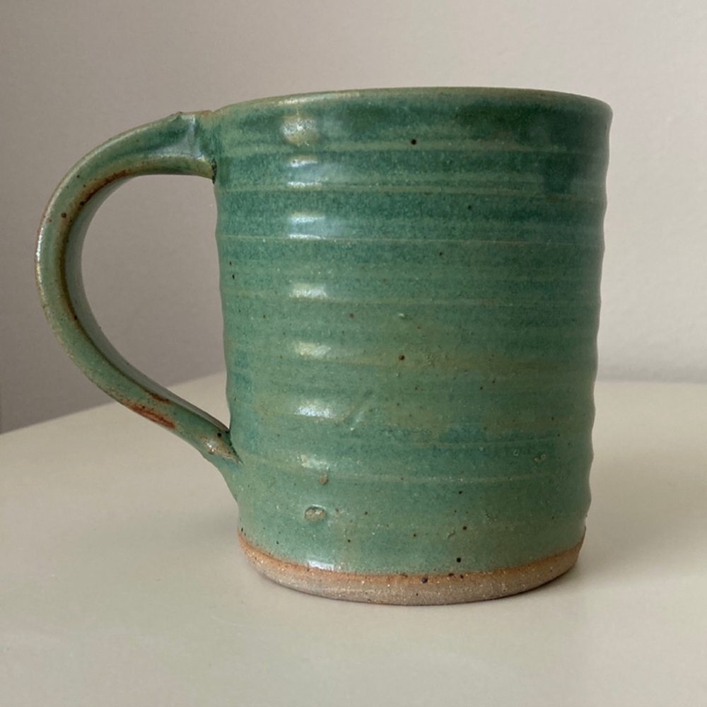 Rustic Handmade Studio Pottery Mug Green
Ombré Ridged design Large coffee cup